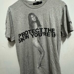 Marc Jacob’s protect your skin t-shirt Eva Mendes sz M